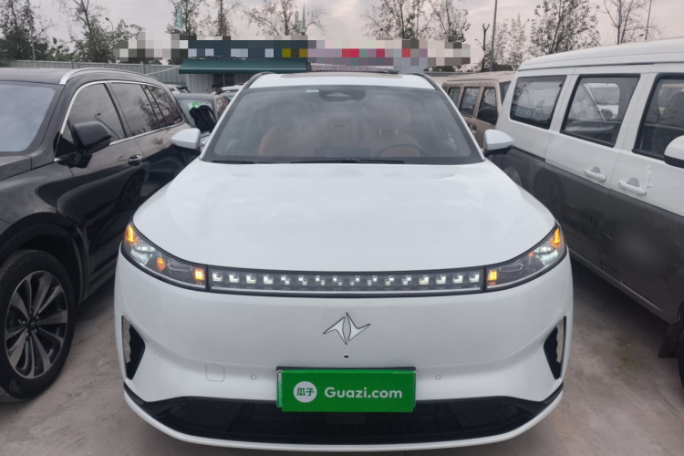 东风奕派 eπ008 2025款 210Ultra增程版 5座车身外观2