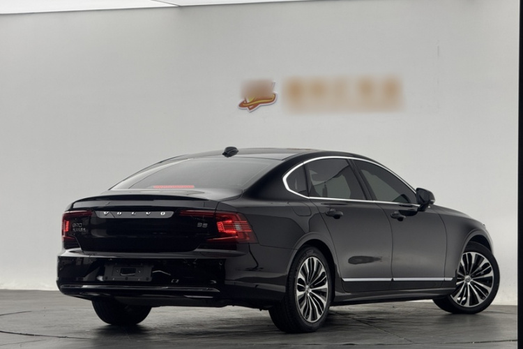 沃尔沃S90 2024款 B5 智逸豪华版车身外观6002