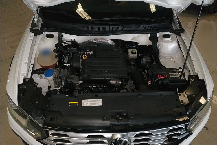 大众 C-TREK蔚领 2020款 1.5L 自动舒适型机舱底盘24