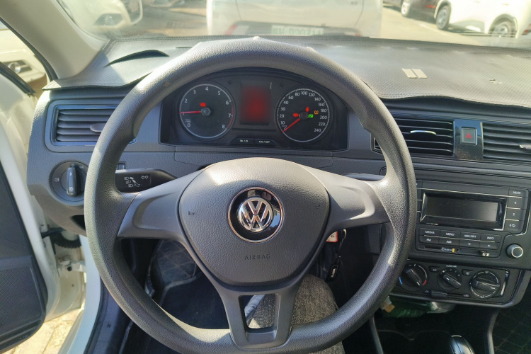 大众 桑塔纳 2021款 1.5L 自动风尚版中控内饰13