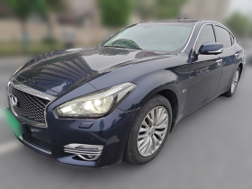 英菲尼迪Q70 2019款 Q70L 2.0T 豪华版