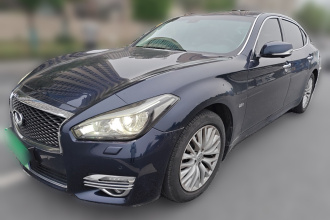 英菲尼迪Q70 2019款 Q70L 2.0T 豪华版