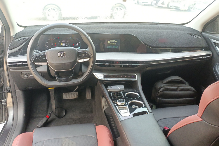 长安 逸动 2024款 PLUS 蓝鲸NE 1.4T GDI DCT高能版中控内饰12