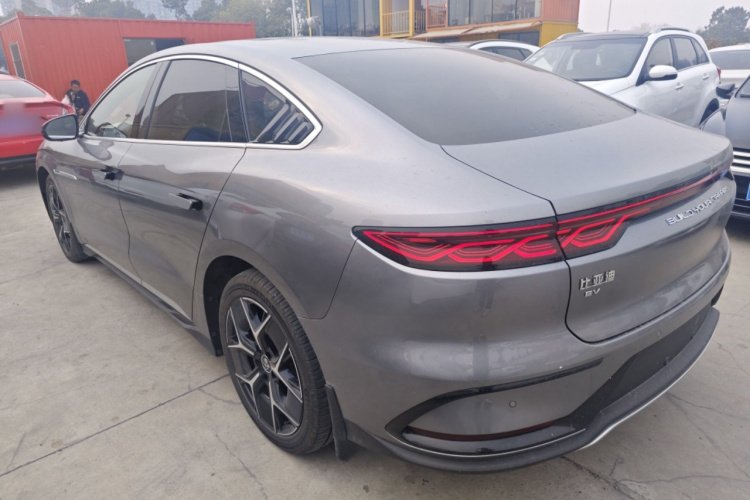 比亚迪 汉 2024款 EV 荣耀版 605KM前驱尊贵型车身外观4