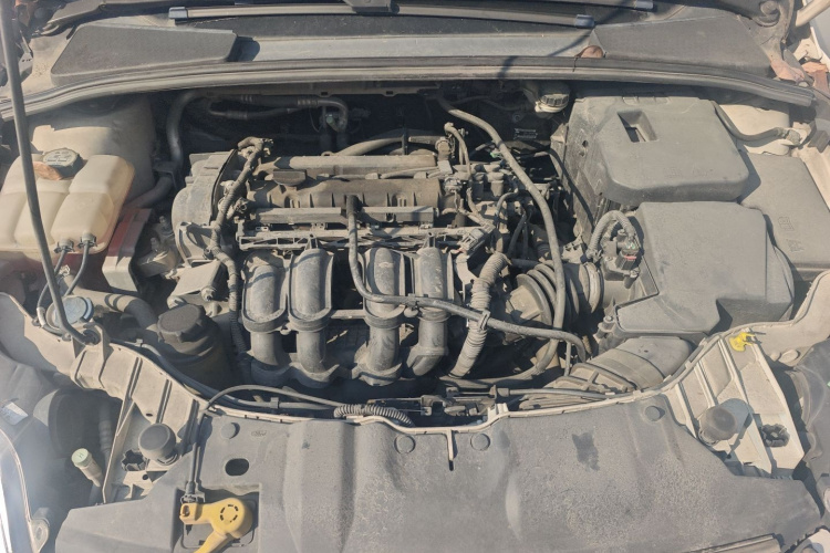 福特 福克斯 2012款 三厢 1.6L 自动舒适型局部细节24