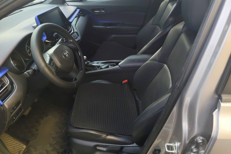 丰田 奕泽IZOA 2018款 2.0L 奕驰版 国VI中控内饰19