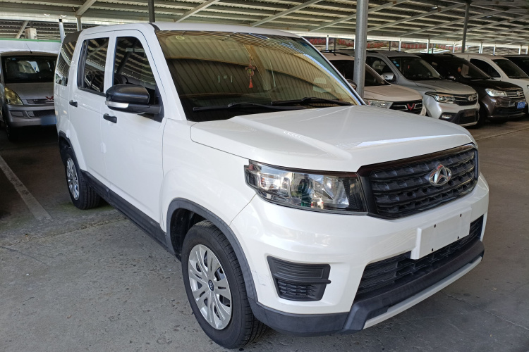 长安欧尚X70A 2020款 1.5L 手动基本型车身外观3