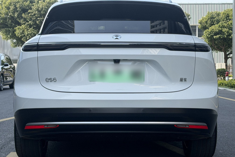 蔚来ES6 2024款 75kWh车身外观6003