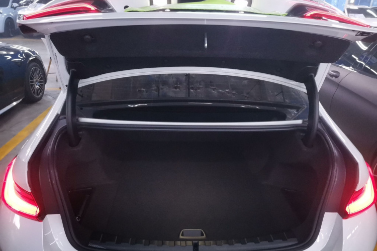 宝马i3 2023款 eDrive 40 L 曜夜套装局部细节23