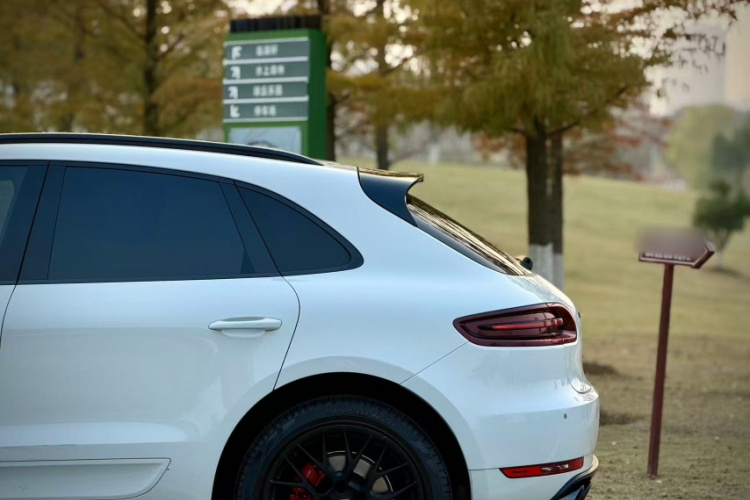 保时捷 2017款 Macan GTS 3.0T车身外观6004