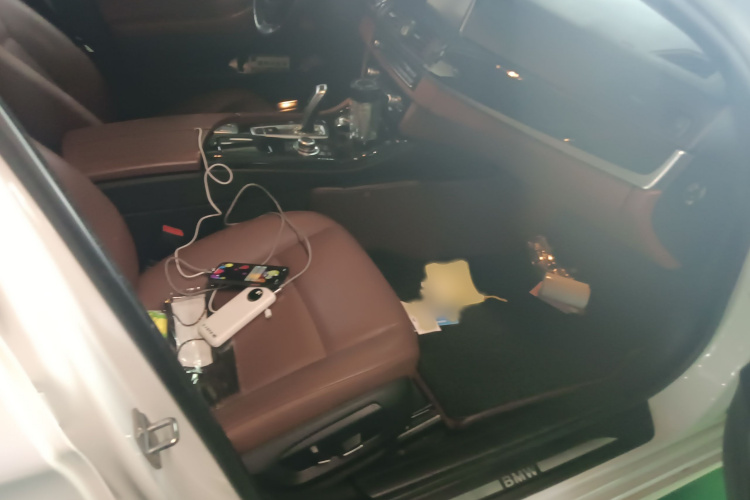 宝马5系 2014款 520Li 典雅型局部细节41