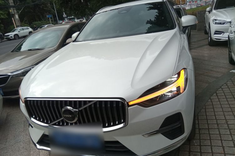 沃尔沃XC60 2025款 B5 四驱智逸豪华版车身外观6001