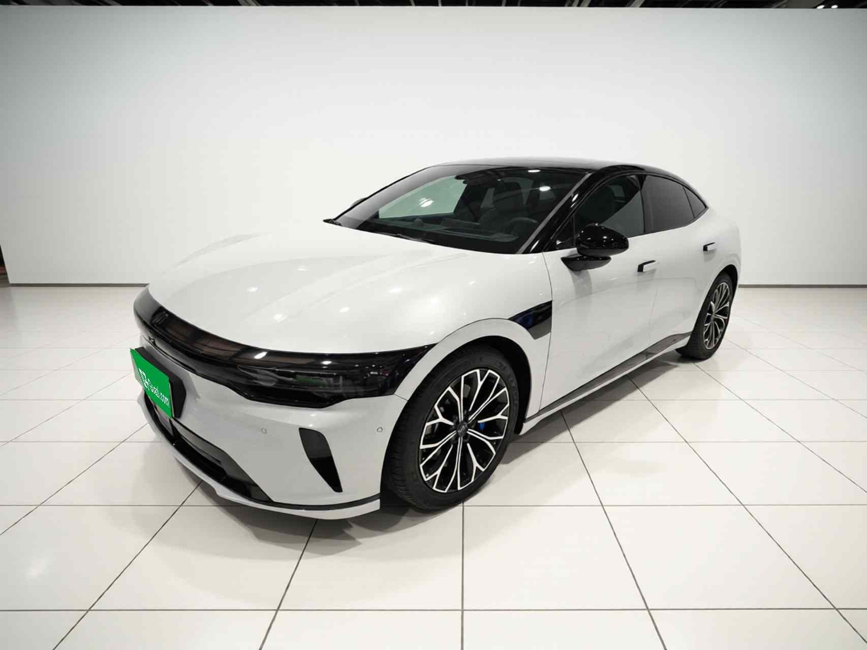 极氪007GT 2025款 四驱智驾版 75kWh(2)