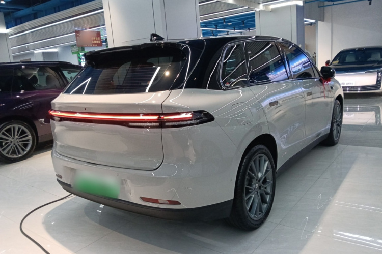 零跑汽车 零跑C10 2024款 210激光雷达版车身外观7