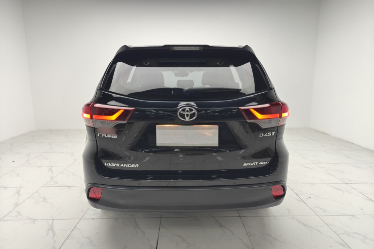 丰田 汉兰达 2018款 2.0T 四驱骑士版 7座 国VI车身外观6005