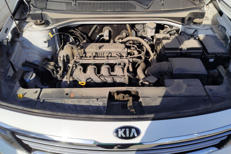 起亚 福瑞迪 2019款 1.6L 手动舒适版 国VI机舱底盘24