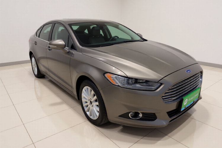 福特 蒙迪欧 2013款 2.0L GTDi200豪华型车身外观3