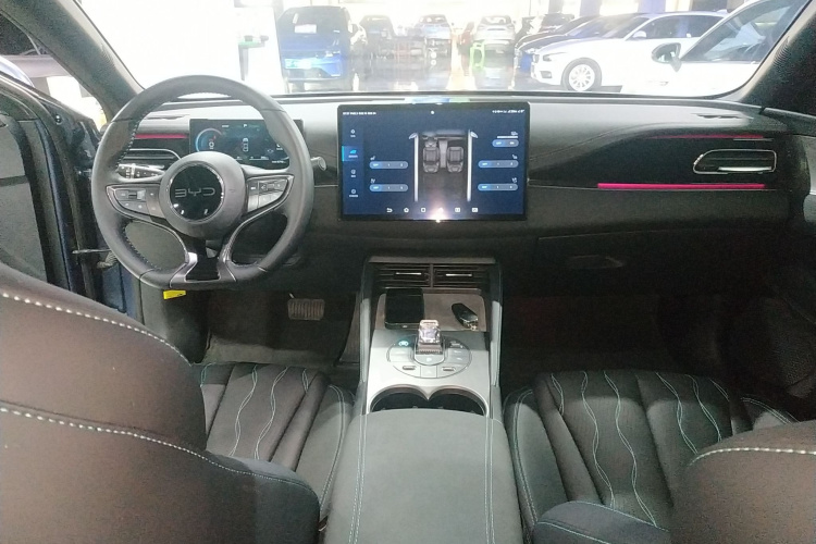 比亚迪 海豹06新能源 2024款 DM-i 120KM旗舰型中控内饰12
