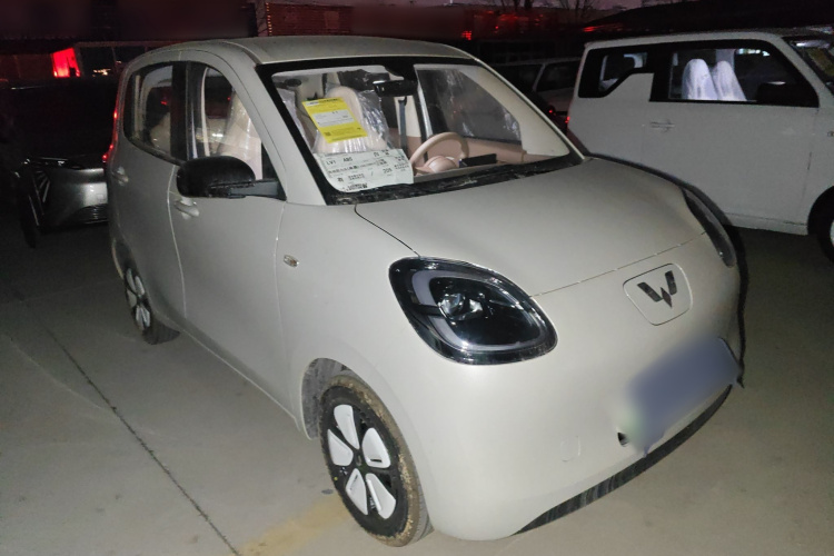 五菱汽车 宏光MINIEV 2025款 四门版 进阶款车身外观3