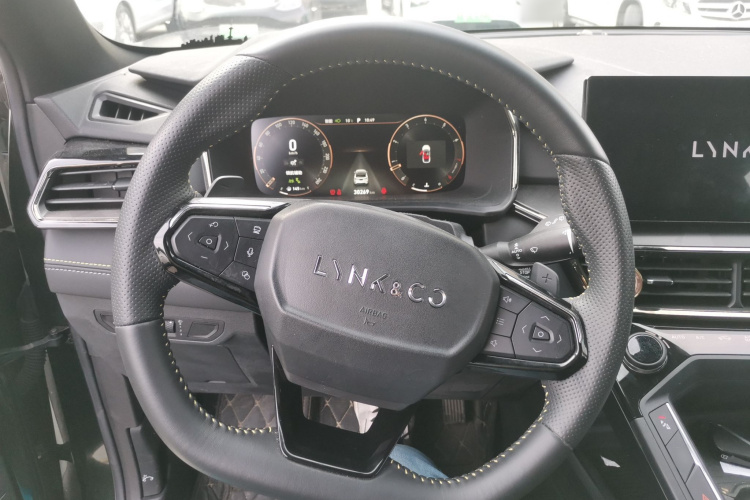 领克06 2023款 Remix 1.5T Hero中控内饰13