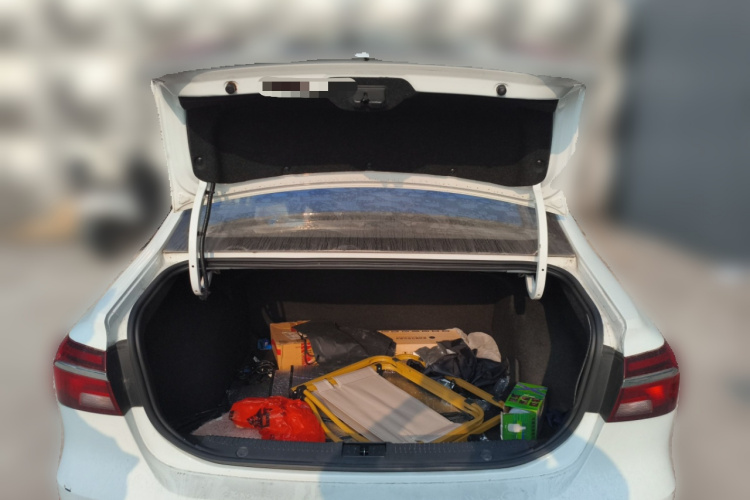 荣威i6 2017款 20T 自动互联网智享版中控内饰23