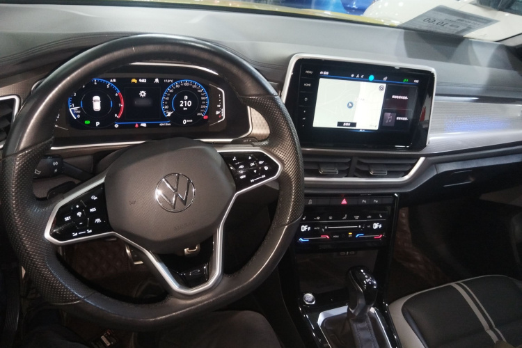 大众 T-ROC探歌 2023款 300TSI DSG两驱星光版中控内饰7002