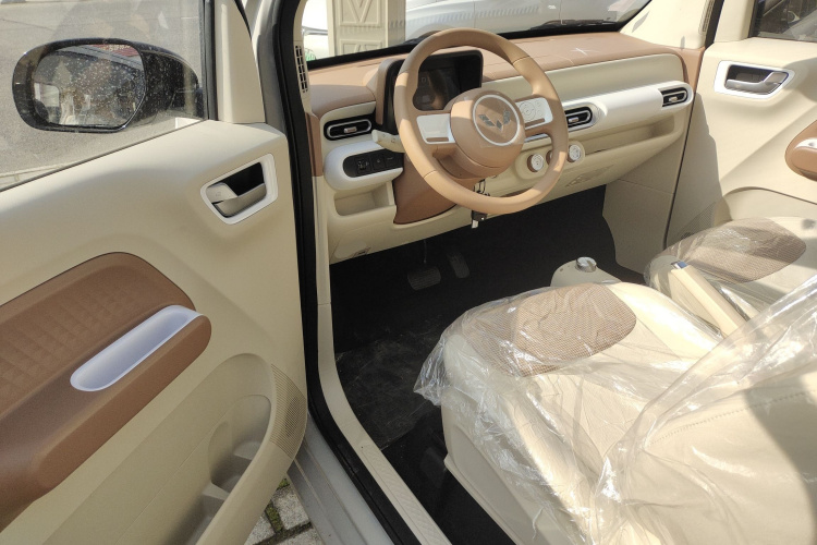 五菱汽车 宏光MINIEV 2024款 第三代 215km 青春版中控内饰20