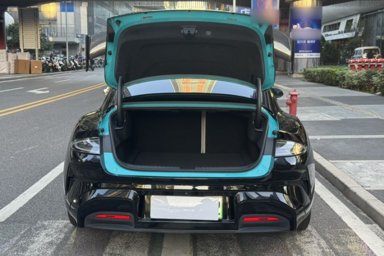 小米汽车 小米SU7 2024款 四驱Max创始版车身外观6010