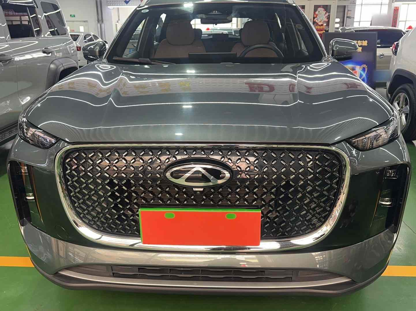 奇瑞 瑞虎8 PLUS 2025款 290TGDI DCT尊贵型(2)
