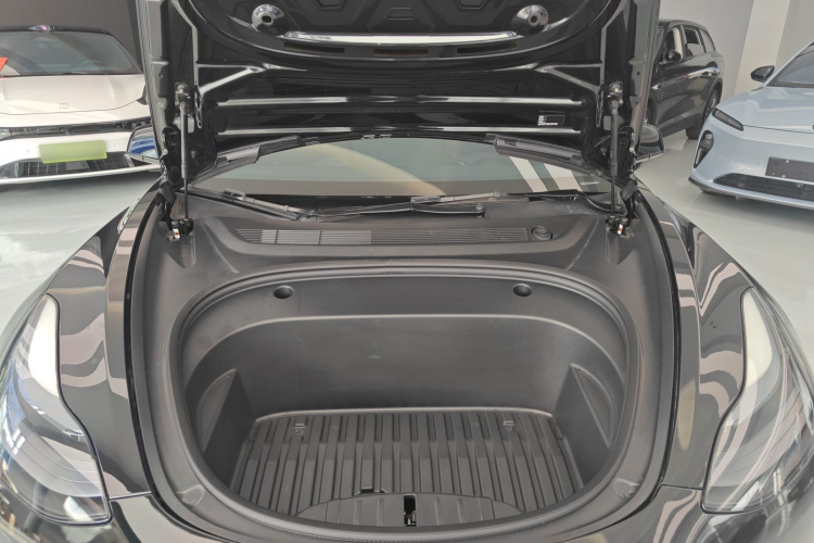 特斯拉 Model 3 2022款 后轮驱动版局部细节24
