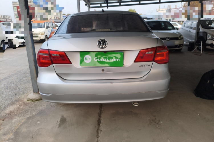 大众 捷达 2015款 1.4L 手动时尚型车身外观6