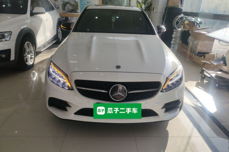 奔驰C级 2021款 C 260 星耀臻藏版车身外观2