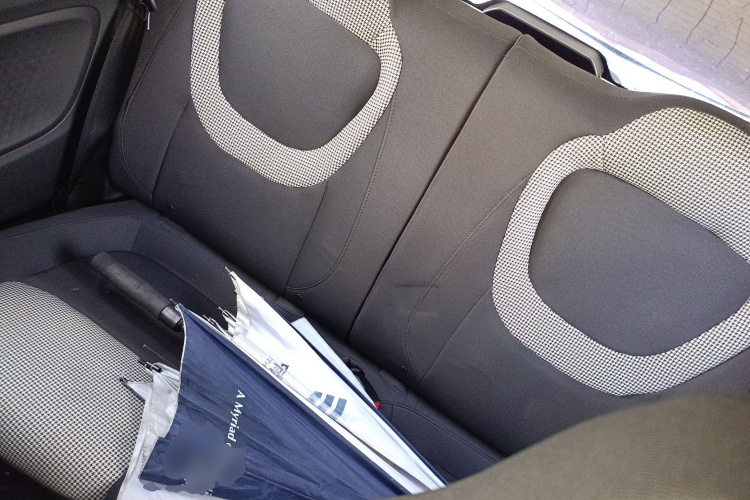 五菱汽车 宏光MINIEV 2024款 第三代 215km 青春版中控内饰7004