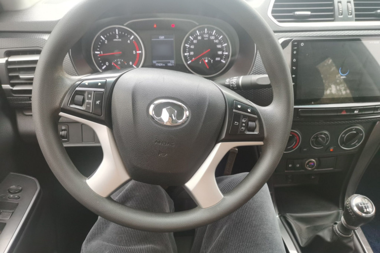 长城 风骏5 2021款 2.0T柴油两驱精英型大双排国VI GW4D20M中控内饰13