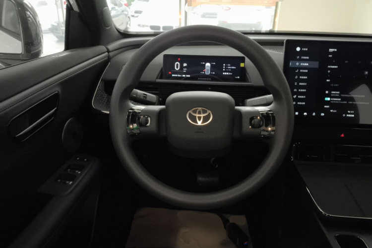 丰田 铂智3X 2025款 430 Air中控内饰13