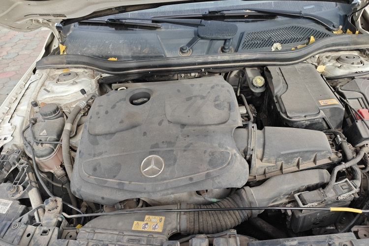 奔驰GLA 2016款 GLA 200 动感型局部细节24