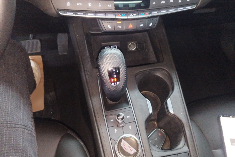 凯迪拉克XT4 2022款 28T 两驱豪华型局部细节18