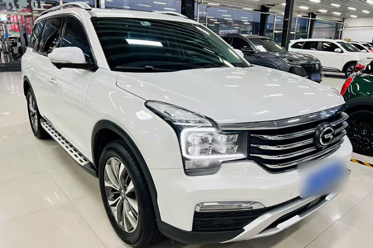 广汽传祺 传祺GS8 2017款 320T 两驱豪华智联版（七座）车身外观6002