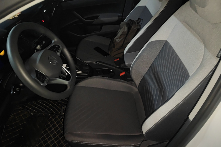 大众 朗逸 2023款 新锐 1.5L 自动新逸版中控内饰19