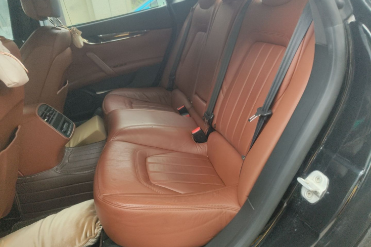 玛莎拉蒂 总裁 2013款 3.0T 标准型中控内饰21