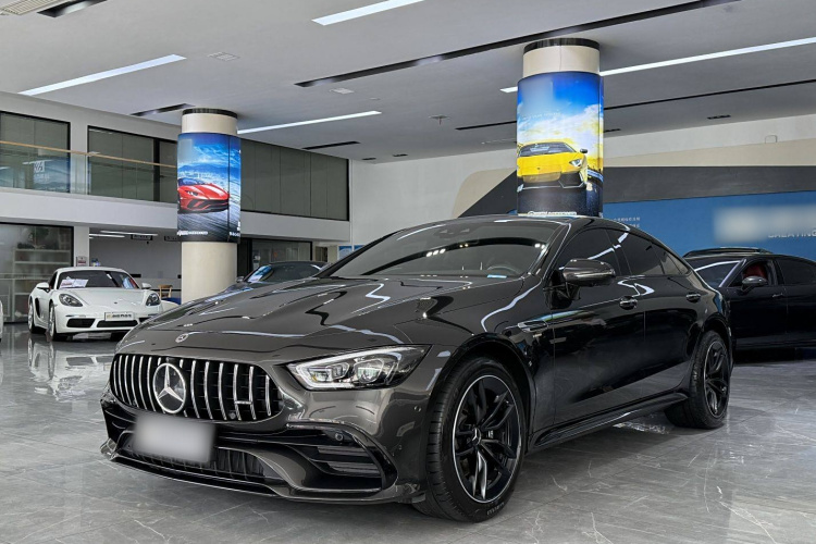 奔驰 2023款 AMG GT 50 四门跑车车身外观1