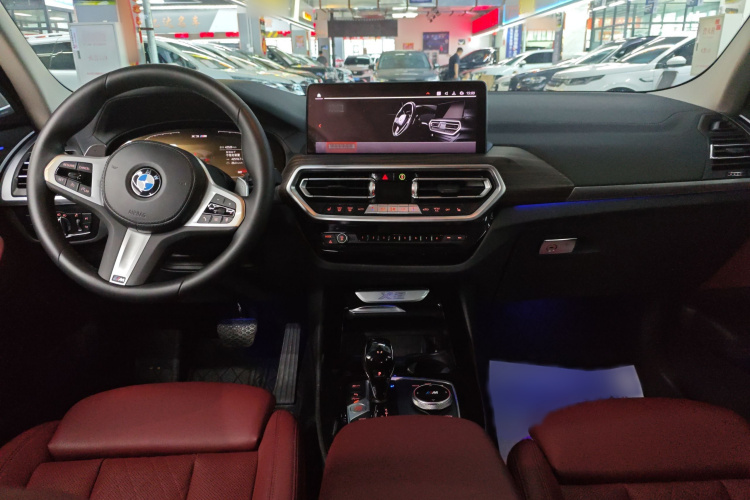 宝马X3 2022款 改款 xDrive30i 领先型 M曜夜套装中控内饰7003