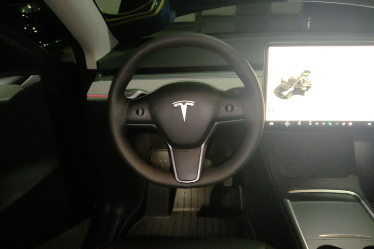 特斯拉 Model Y 2023款 后轮驱动版局部细节13