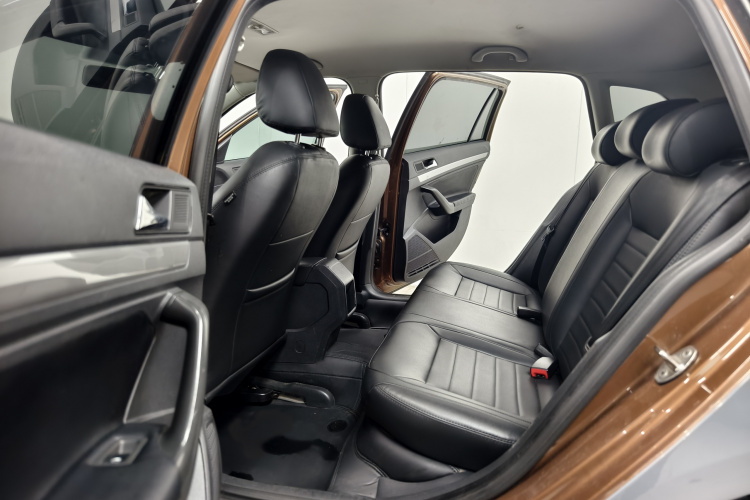 大众 朗行 2015款 1.6L 自动风尚版中控内饰7002