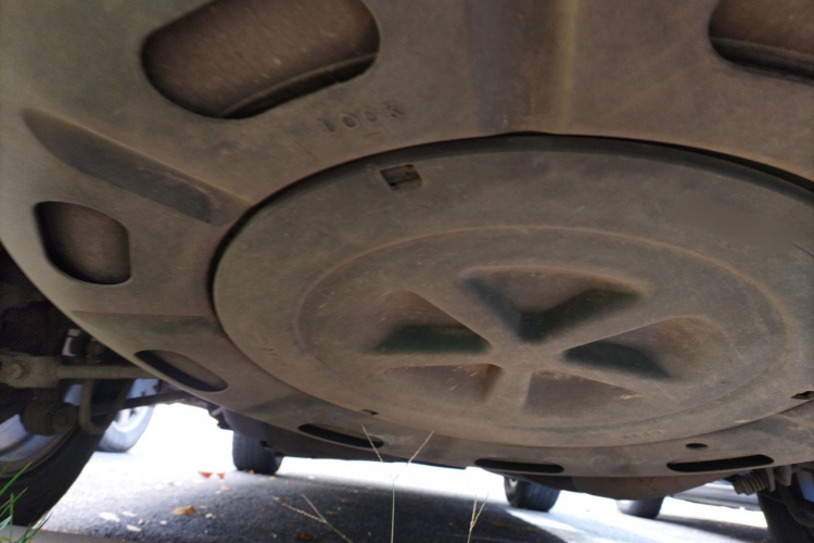 丰田 汉兰达 2009款 2.7L 两驱5座精英版局部细节9004