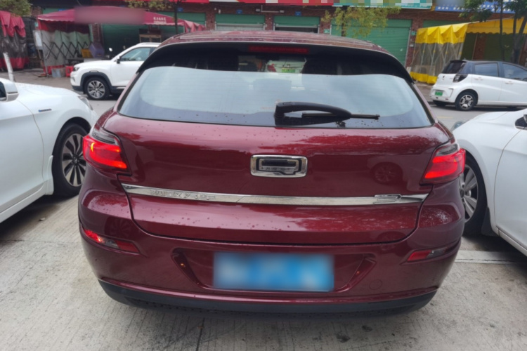 观致3 2016款 两厢 1.6L 自动致悦型车身外观6