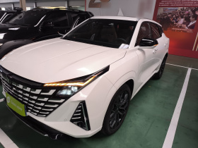 长安UNI-Z 2025款 1.5T 尊贵型