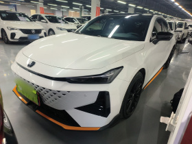 长安UNI-V 2025款 1.5T 500Bar尊贵运动型