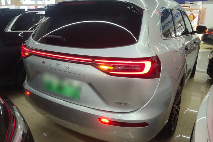 鸿蒙智行 问界M7 2024款 1.5T 四驱Plus版 5座车身外观6