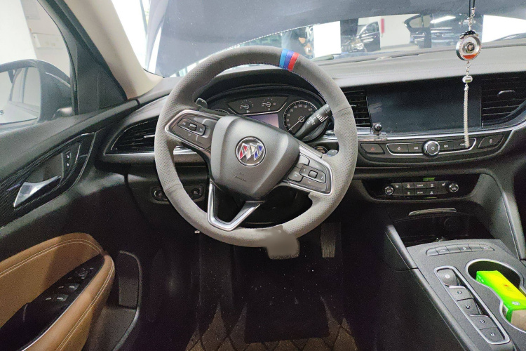 别克 君威 2023款 552T 智享型局部细节13